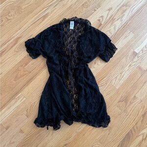 In bloom by jonquil Black lace robe with ruffle trim